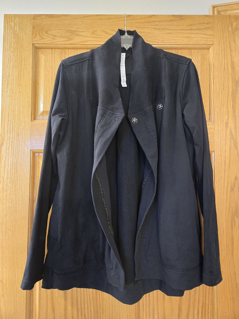 Lululemon Black Women's Asymmetrical Collar Jacket
